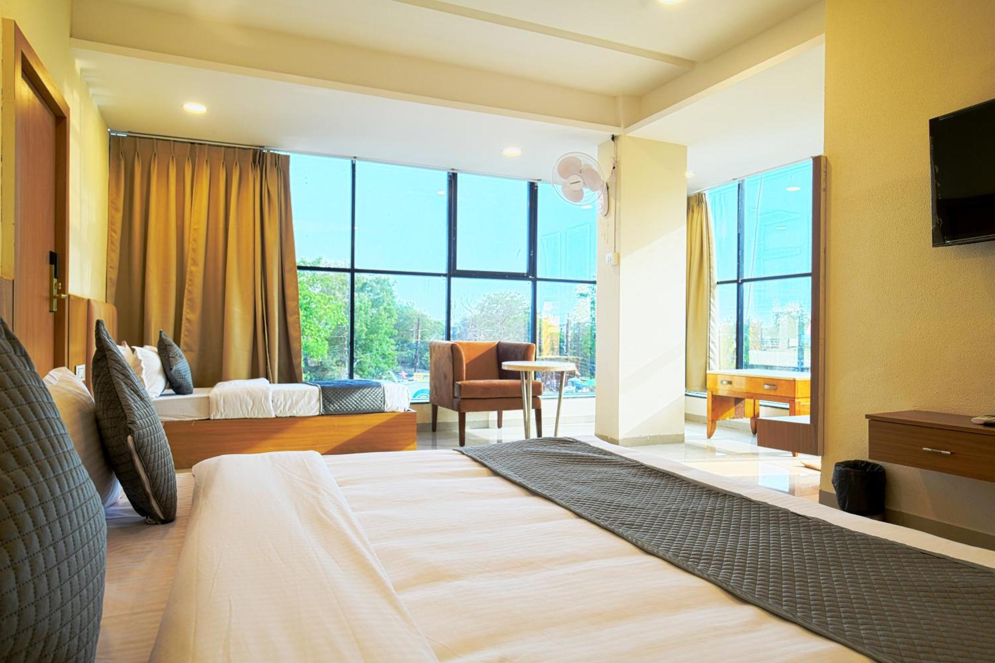 Hotel Shivlok Ujjain Room photo